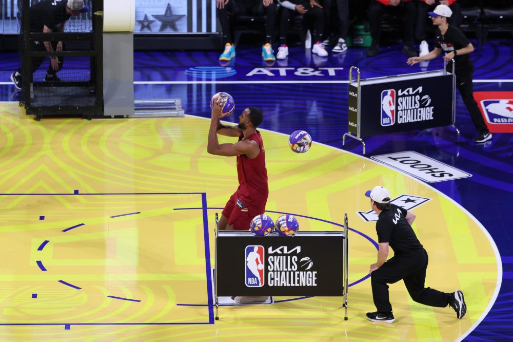 场明显下滑 场明显下滑