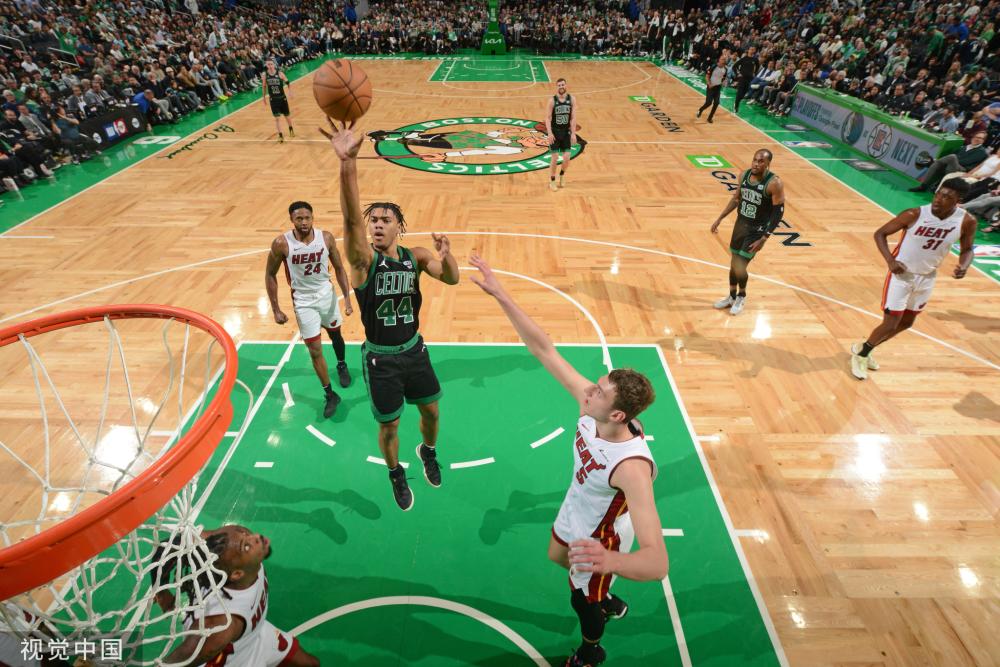 新援在首秀 新援在首秀