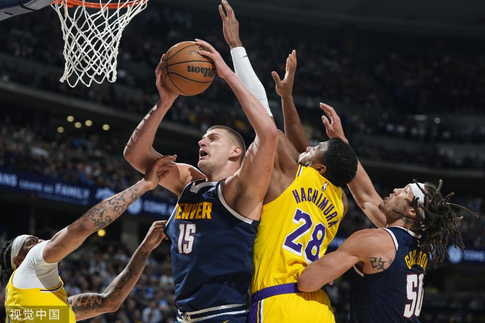 会羽毛球比 会羽毛球比